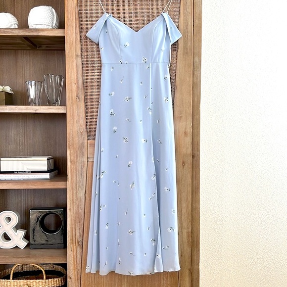 Jenny Yoo Dresses & Skirts - Jenny Yoo Bridesmaid Priya Dress size 0 Baby Blue Periwinkle Color White flower